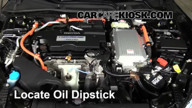 2015 Honda Accord Hybrid Touring 2.0L 4 Cyl. Huile Vérifier le niveau de l'huile